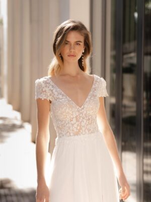 Marylise - Kiss From A Rose